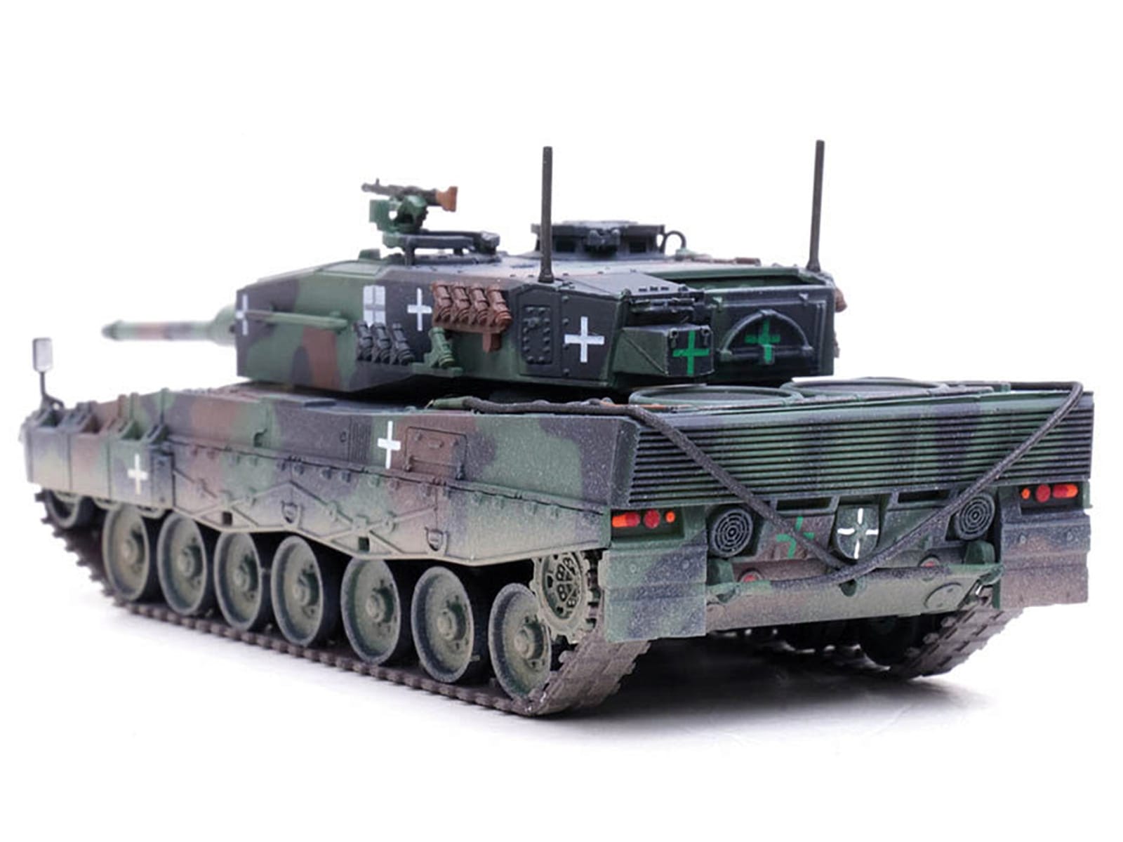 Leopard 2A4 Main Battle Tank with Snorkel "3-Tone Camouflage" Ukrainian Army "Armor Premium" Series 1/72 Diecast Model by Panzerkampf - Image 2