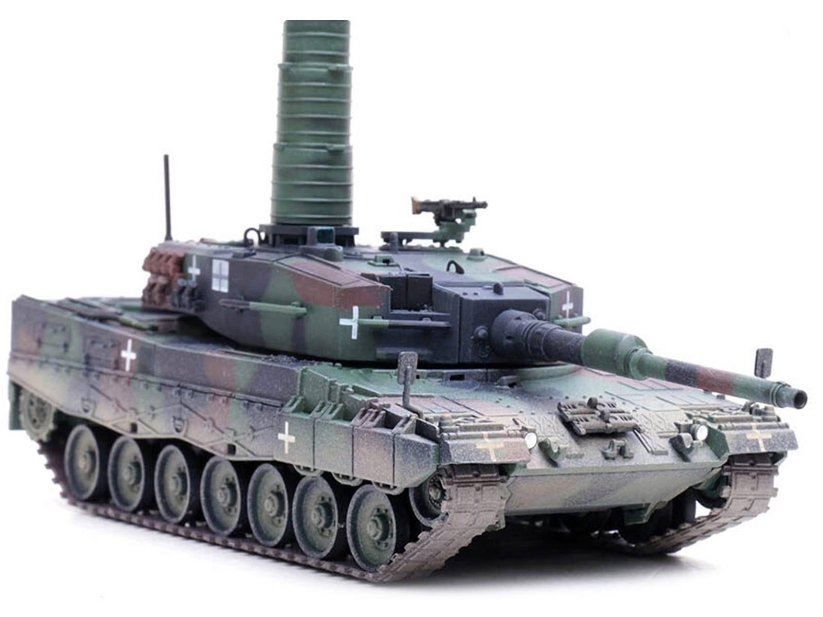 Leopard 2A4 Main Battle Tank with Snorkel "3-Tone Camouflage" Ukrainian Army "Armor Premium" Series 1/72 Diecast Model by Panzerkampf - Image 3