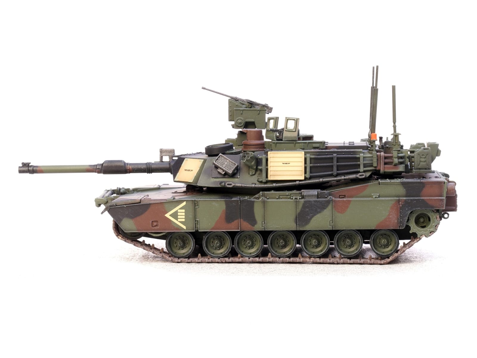 General Dynamics M1A2 SEP V2 Abrams Tank "2nd Battalion 5th Cavalry Regiment 1st Cavalry Division Germany" United States Army 1/72 Diecast Model by Panzerkampf - Image 2