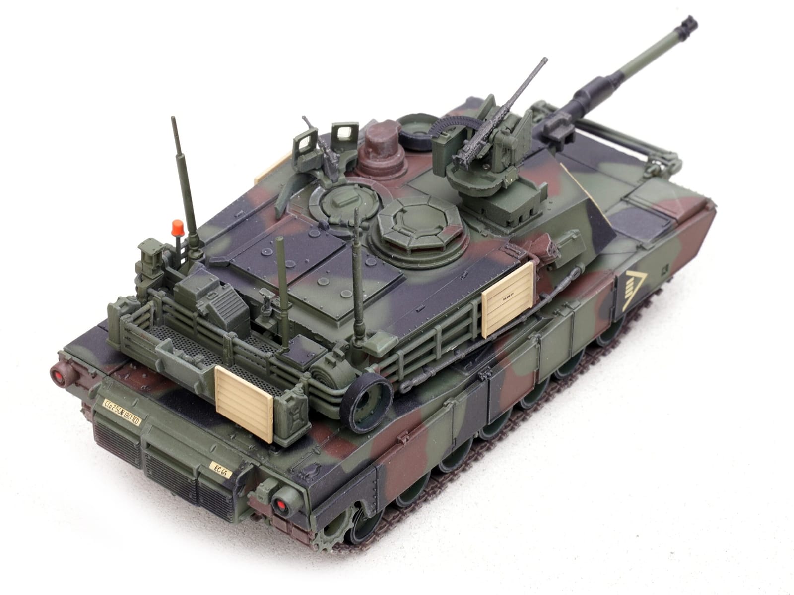 General Dynamics M1A2 SEP V2 Abrams Tank "2nd Battalion 5th Cavalry Regiment 1st Cavalry Division Germany" United States Army 1/72 Diecast Model by Panzerkampf - Image 4