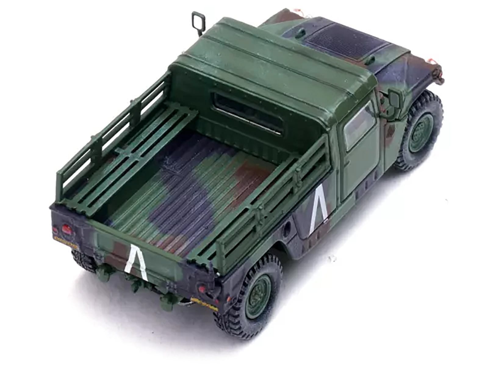 M998 HMMWV "8th Battalion 4th Air Defense Regiment 101st Airborne Division Gulf War" (1991) United States Army "Military Miniature" Series 1/64 Diecast Model by Panzerkampf - Image 4