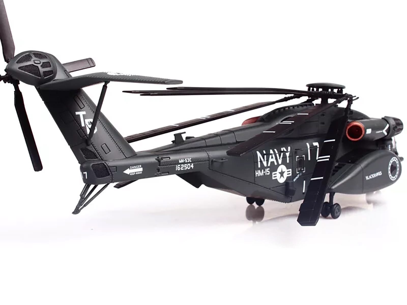 Sikorsky MH-53E Sea Dragon Helicopter "United States Navy Blackhawks Tail Number 17" Dark Gray 1/72 Diecast Model by Panzerkampf - Image 3