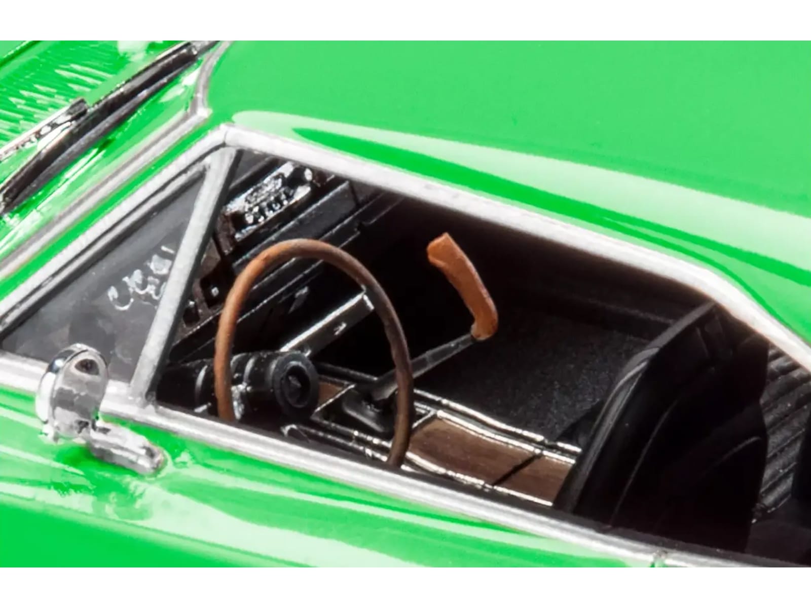 Level 5 Model Kit 1970 Dodge Charger R/T 1/25 Scale Model by Revell - Image 4