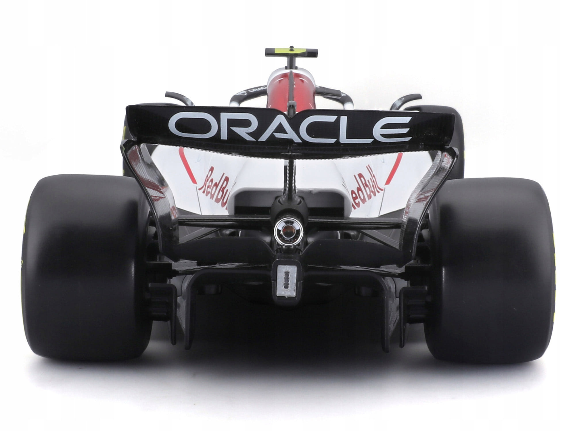 Red Bull Racing RB21 #22 Yuki Tsunoda "Oracle" Formula One F1 "Japanese GP" (2025) "Race" Series 1/18 Diecast Model Car by Bburago - Image 5
