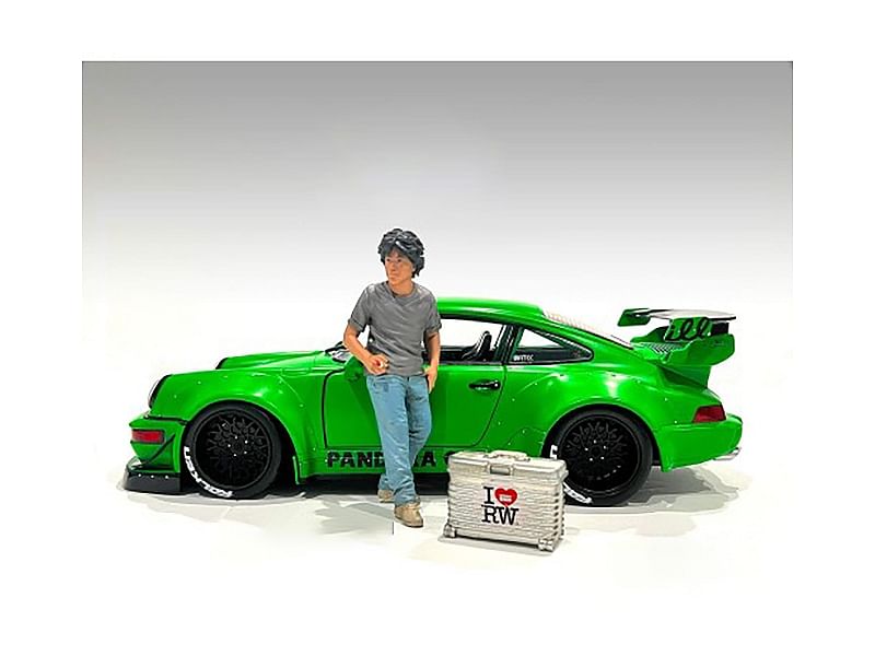 “RWB Legend Akira Nakai” Nakai-San Figure 2 with Briefcase for 1/18 Scale Models by American Diorama