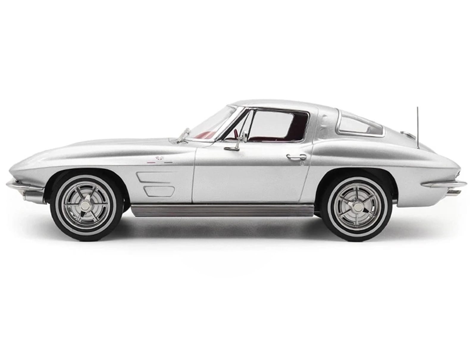 1963 Chevrolet Corvette Sting Ray Sebring Silver Metallic with Red Interior 1/18 Diecast Model Car by Norev - Image 3