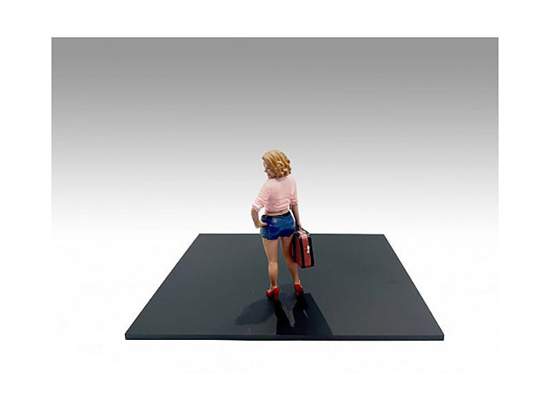 "Figure24 Series 1" Figure 706 for 1/24 Scale Models by American Diorama - Image 2