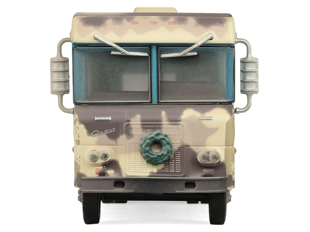 1972 Condor II RV (Recreational Vehicle) "Going on Vacation" Evergreen (Weathered) "Hobby Exclusive" Series 1/64 Diecast Model Car by Greenlight - Image 4