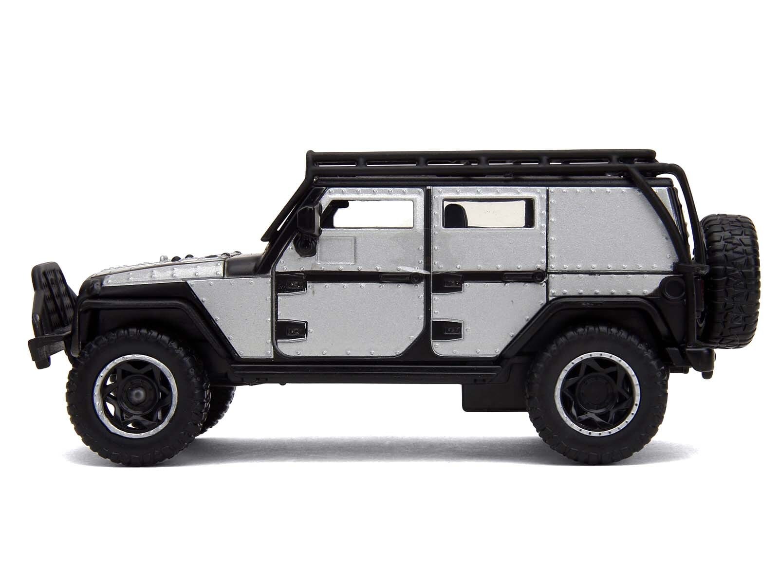 Tej's Jeep Wrangler Custom Silver Metallic with Black Top and Roof Rack "Furious 7" (2015) Movie "25 Years of Fast & Furious" Series 1/32 Diecast Model Car by Jada - Image 2