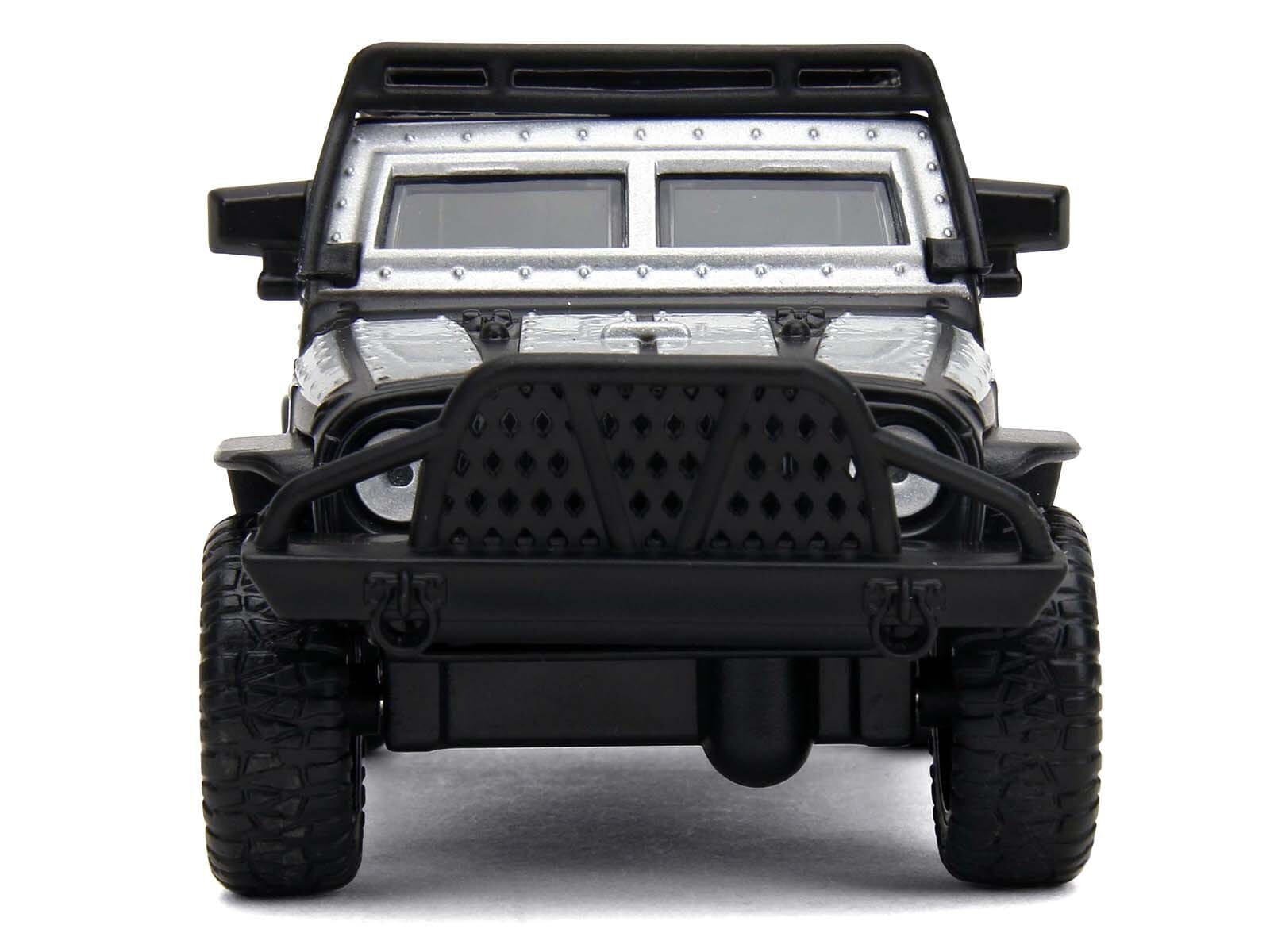 Tej's Jeep Wrangler Custom Silver Metallic with Black Top and Roof Rack "Furious 7" (2015) Movie "25 Years of Fast & Furious" Series 1/32 Diecast Model Car by Jada - Image 4