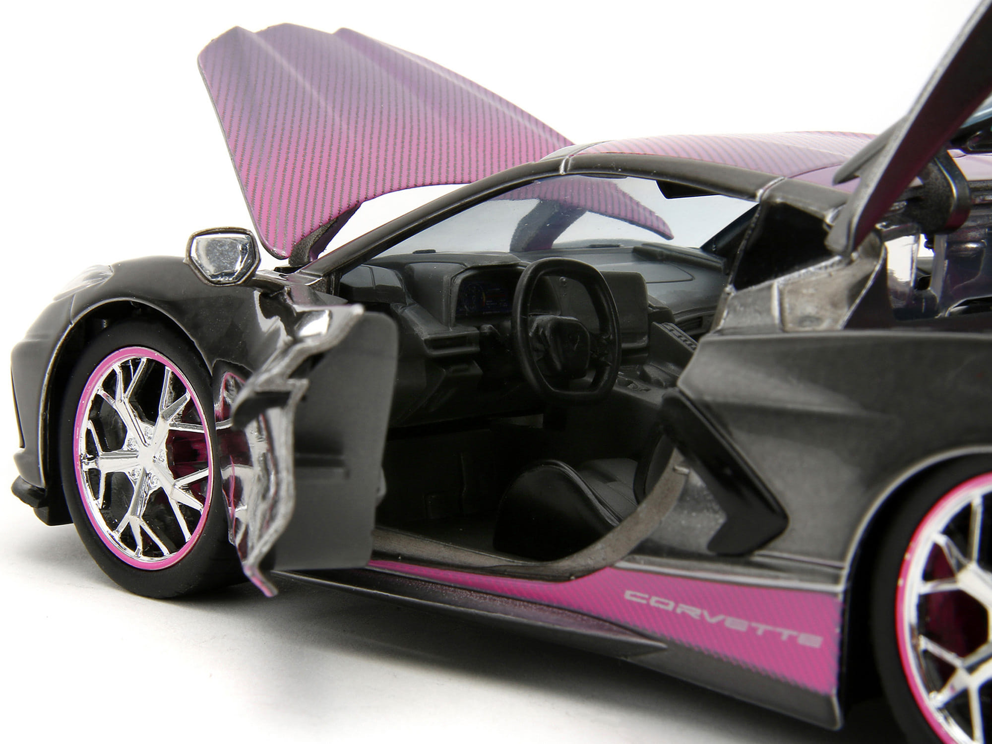 2020 Chevrolet Corvette Stingray Gray Metallic with Pink Carbon Hood and Top "Pink Slips" Series 1/24 Diecast Model Car by Jada - Image 4