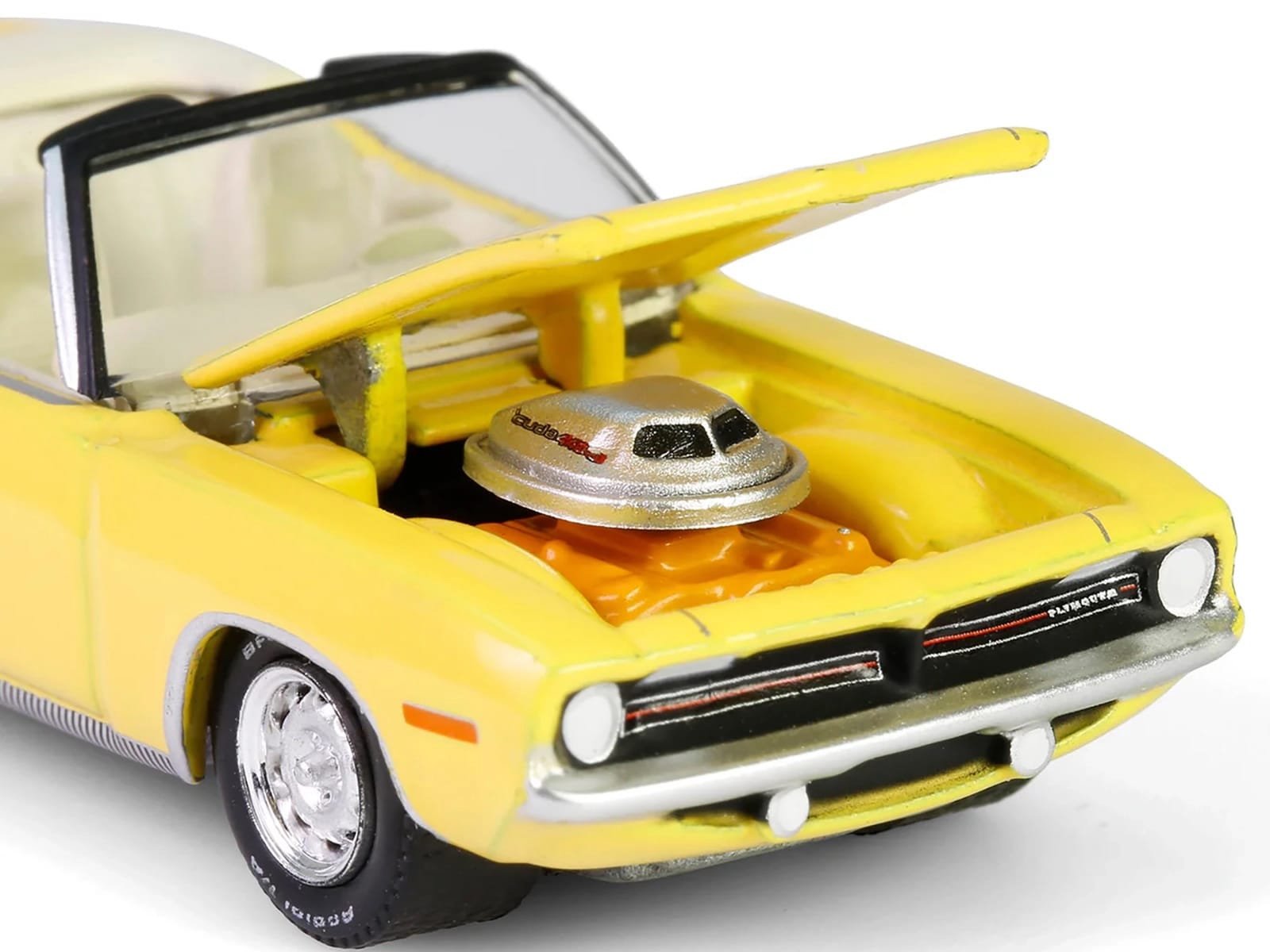 1970 Plymouth 'Cuda Convertible Yellow "Barrett-Jackson" Series 15 1/64 Diecast Model Car by Greenlight - Image 2