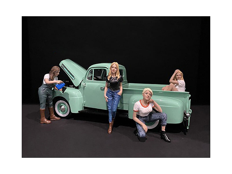 Car Girls in Tees Figurines 4 piece Set for 1/24 Scale Models by American Diorama