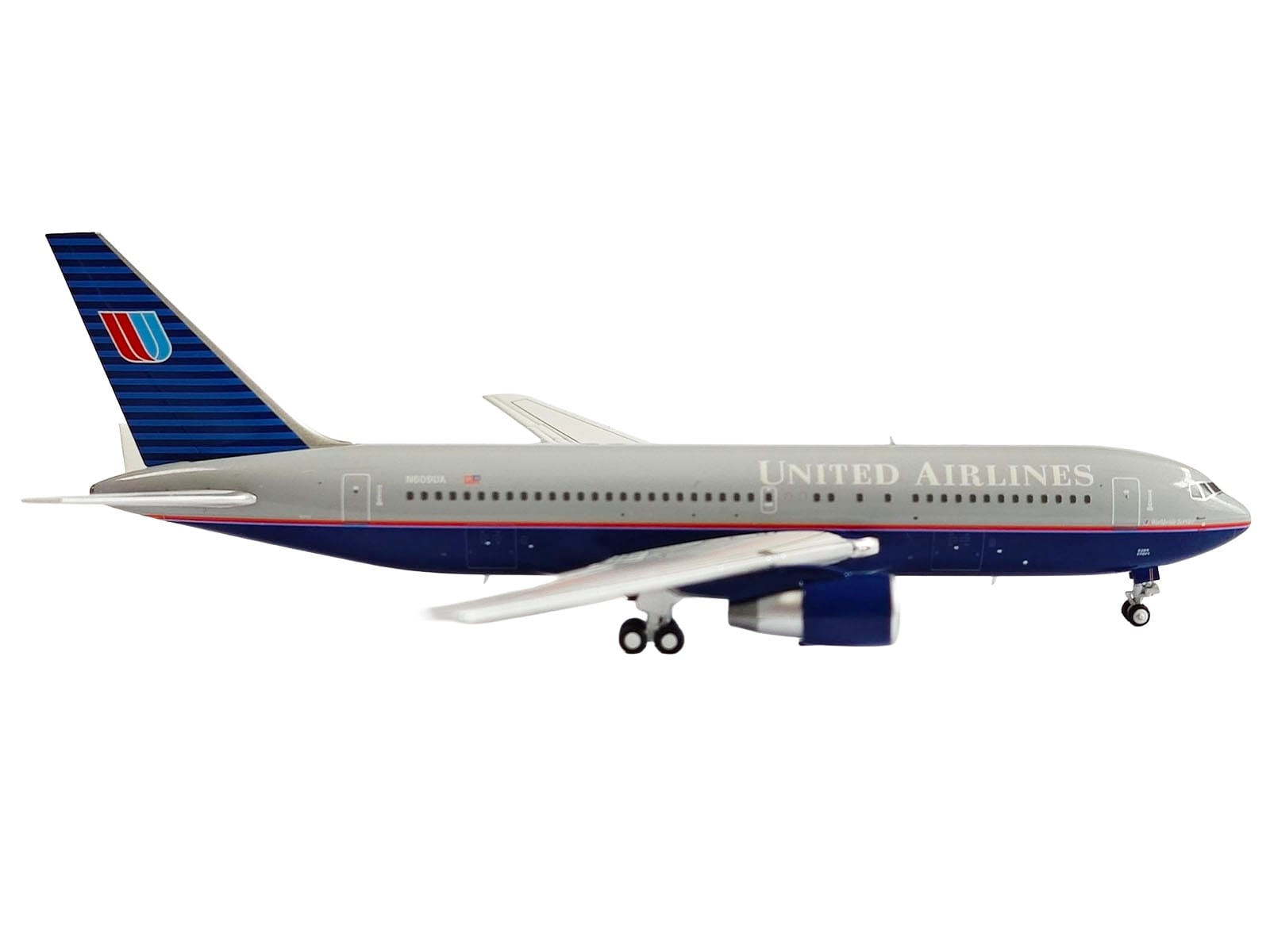 Boeing 767-200ER Commercial Aircraft "United Airlines" (N609UA) Gray with Blue Tail 1/400 Diecast Model by V1:400 - Image 3