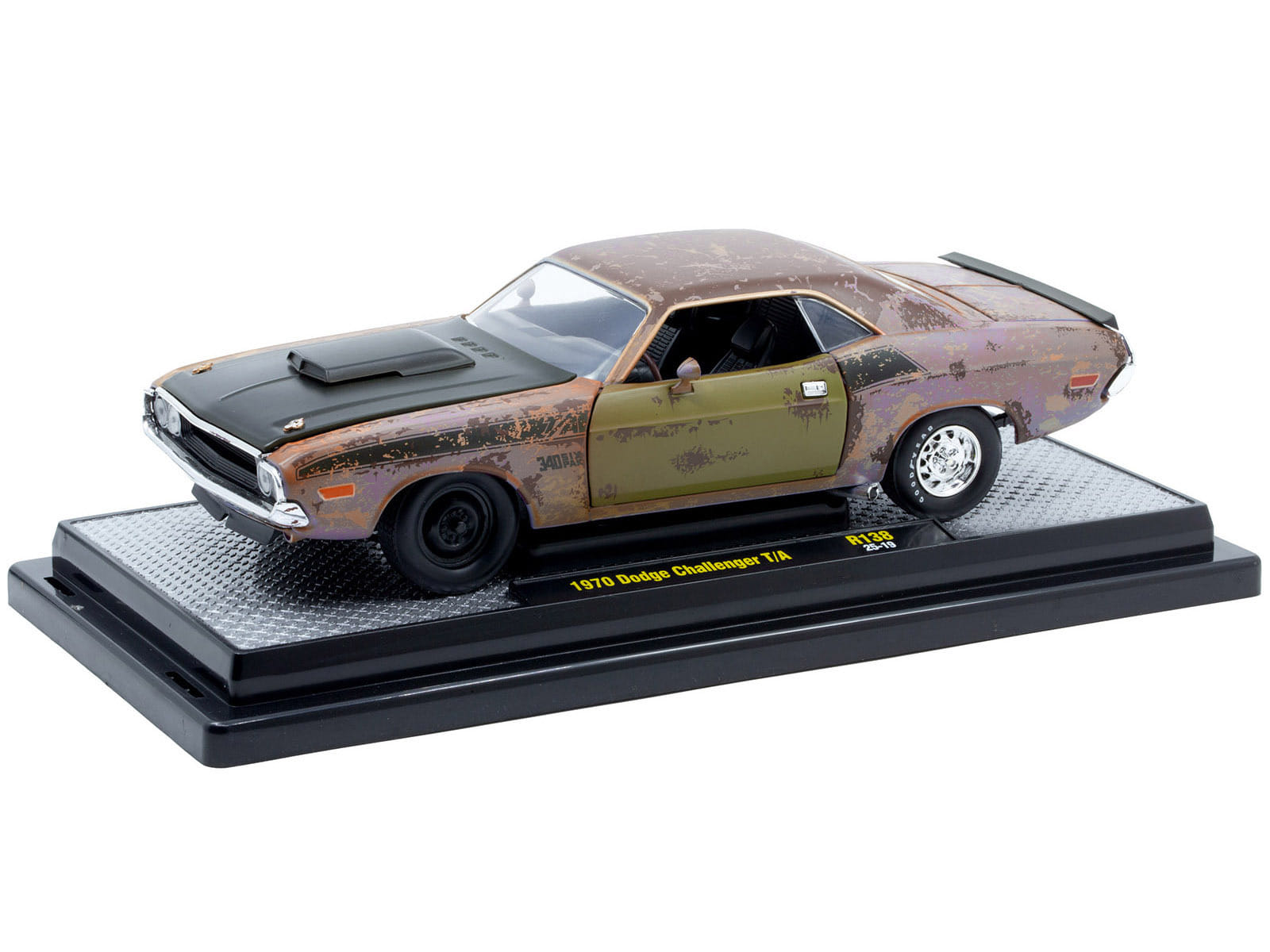 1970 Dodge Challenger T/A Rusted Limited Edition to 4050 pieces Worldwide 1/24 Diecast Model Car by M2 Machines - Image 2