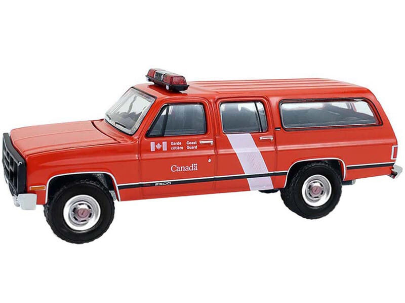 1991 GMC Suburban "Canada Coast Guard" Red with White Stripes "Hot Pursuit - Canada Special Edition" Series 1/64 Diecast Model Car by Greenlight - Image 2