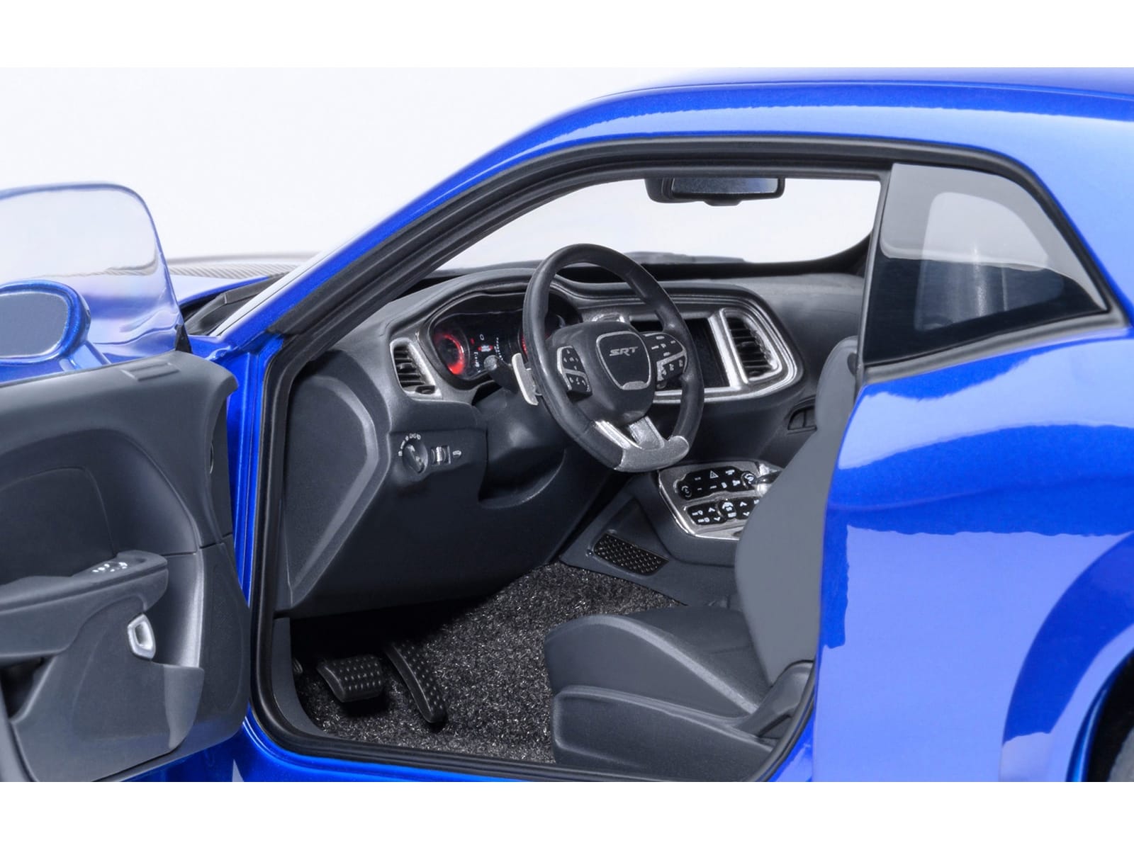 2022 Dodge Challenger SRT Jailbreak Indigo Blue Metallic with Carbon Stripes 1/18 Model Car by Autoart - Image 4