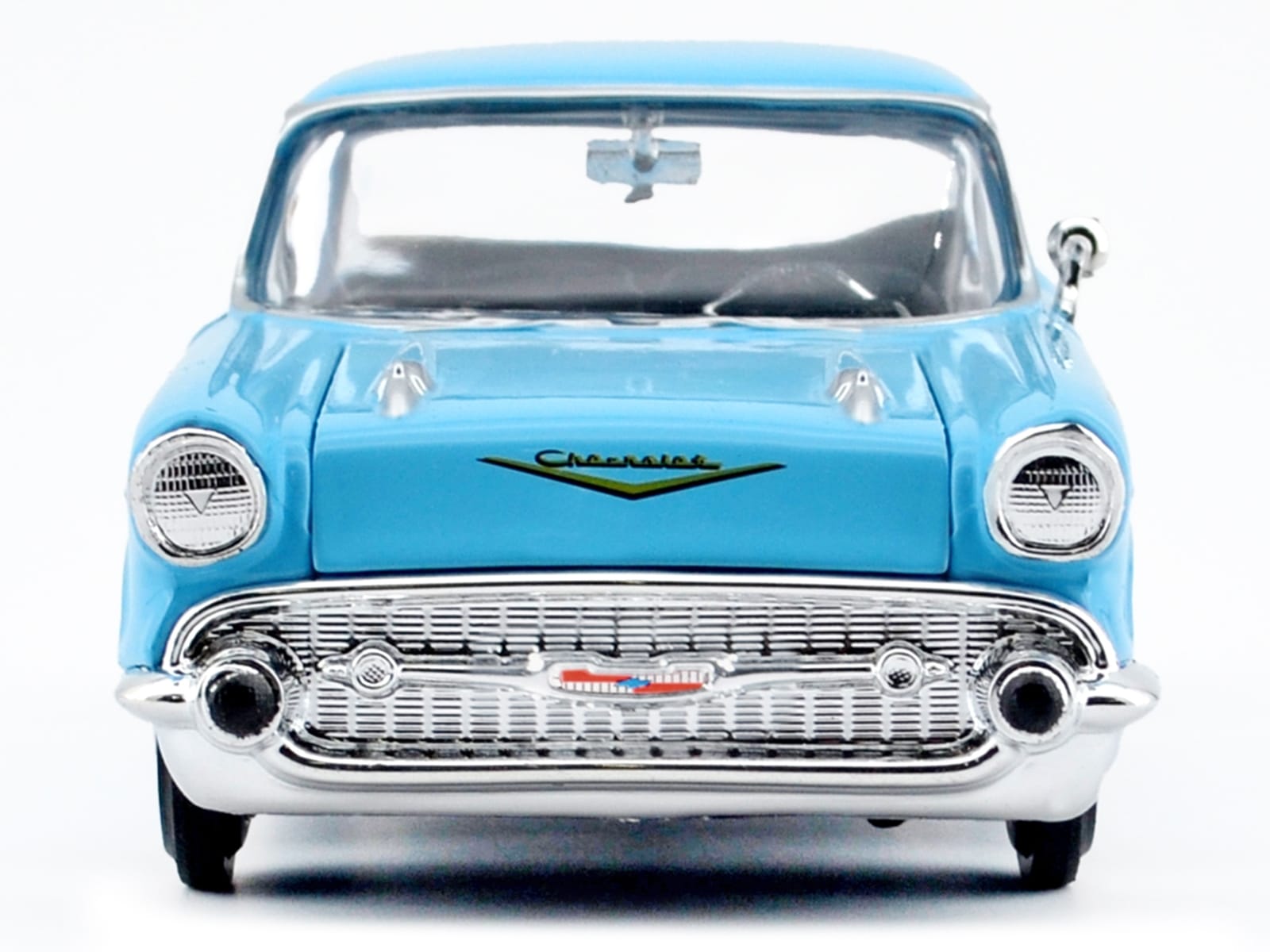 1957 Chevrolet Bel Air Light Blue "Timeless Legends" Series 1/24 Diecast Model Car by Motormax - Image 4