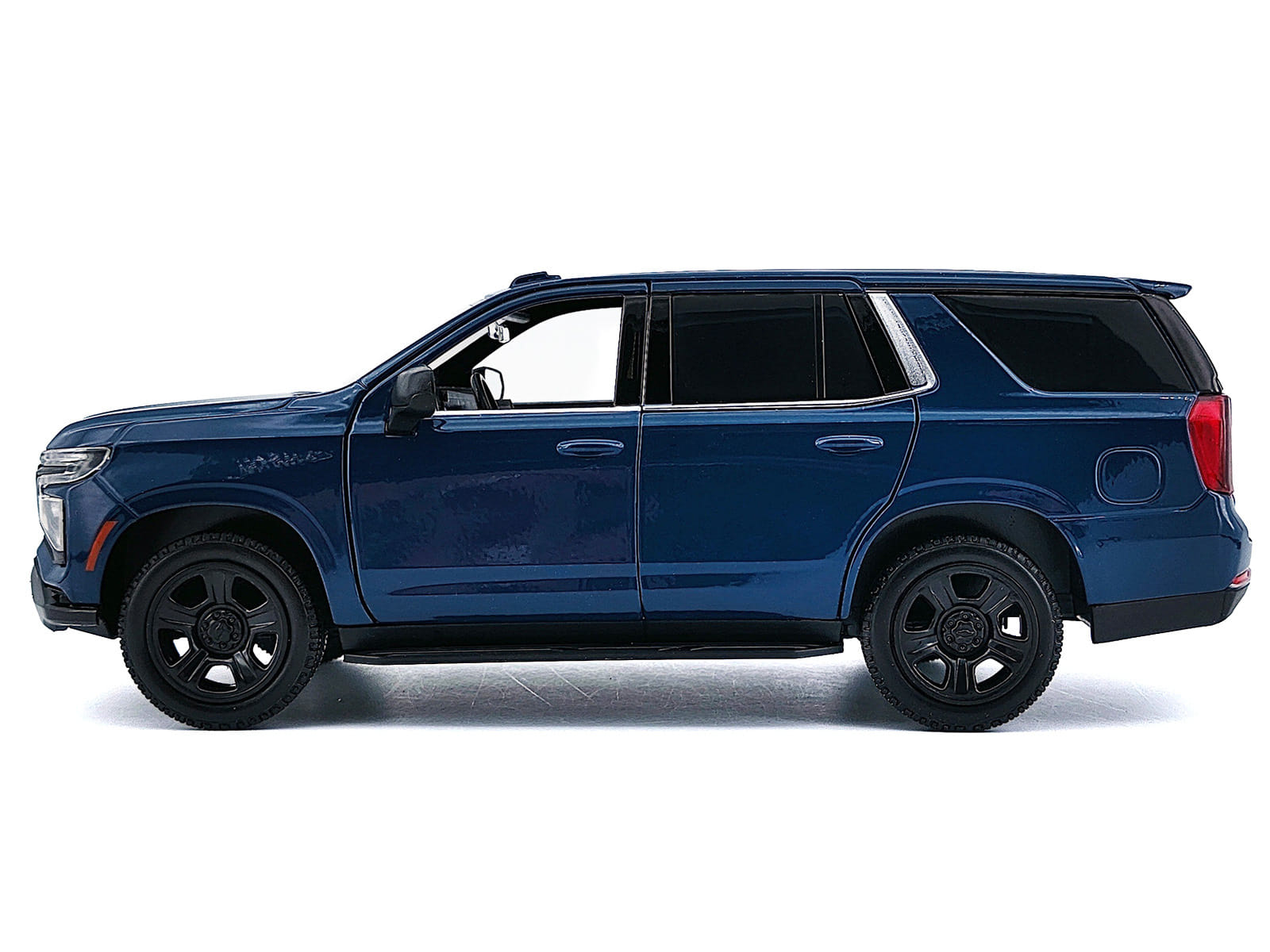 2025 Chevrolet Tahoe PPV Dark Blue "Custom Builder's Kit - Law Enforcement and Public Service" Series 1/24 Diecast Model Car by Motormax - Image 3