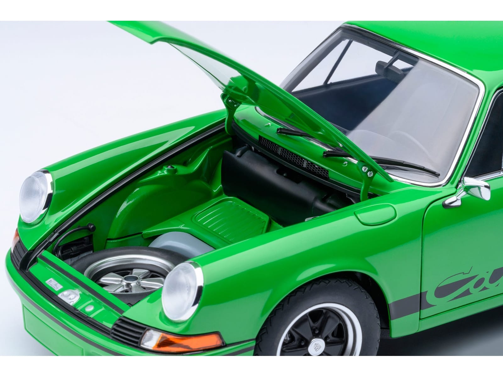 Porsche 911 Carrera 2.7 RS Viper Green with Black Stripes and Wheels 1/18 Model Car by Autoart - Image 2