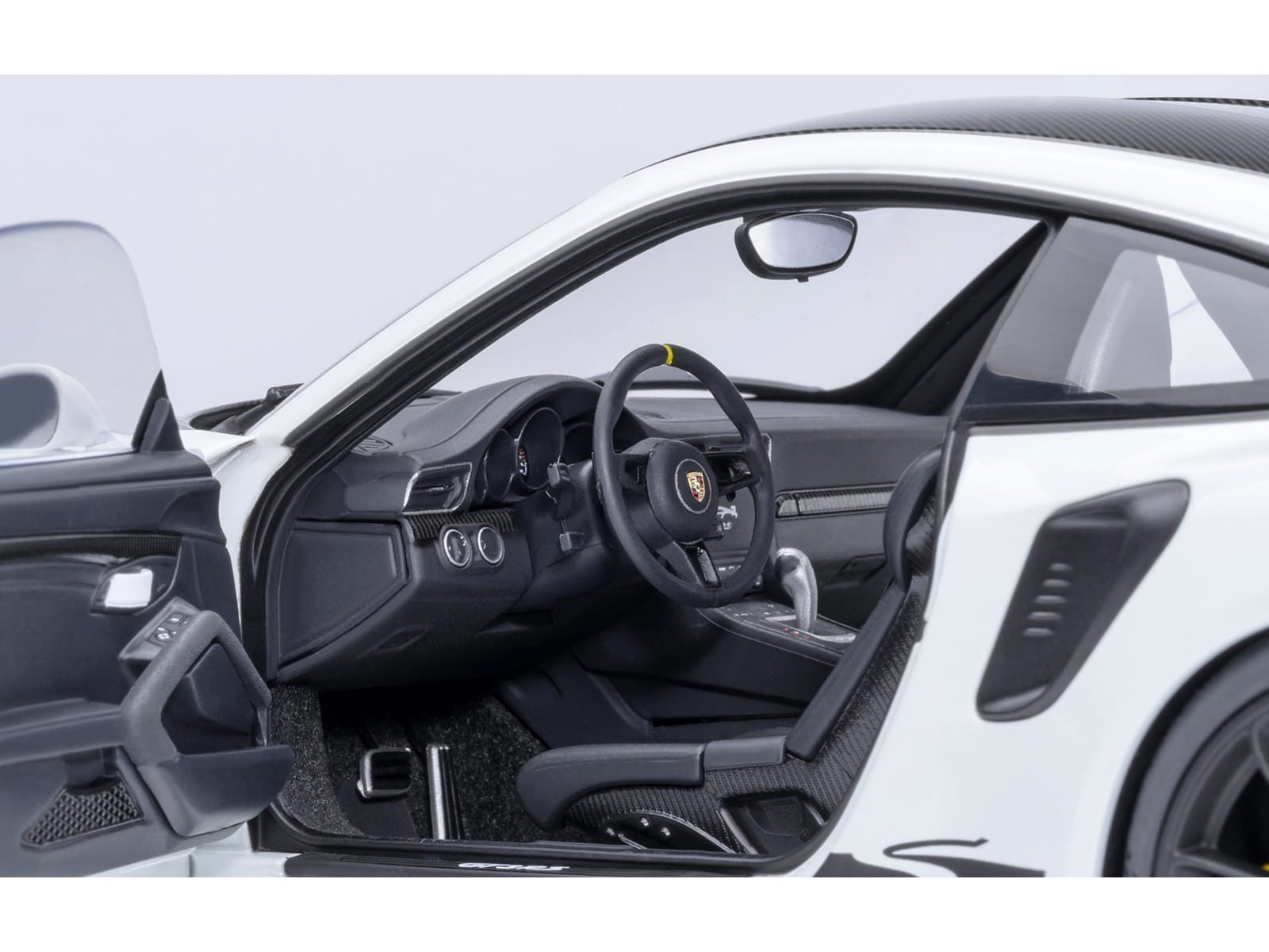 Porsche 911 (991.2) GT3 RS Weissach Package White with Carbon Hood and Top 1/18 Model Car by Autoart - Image 4