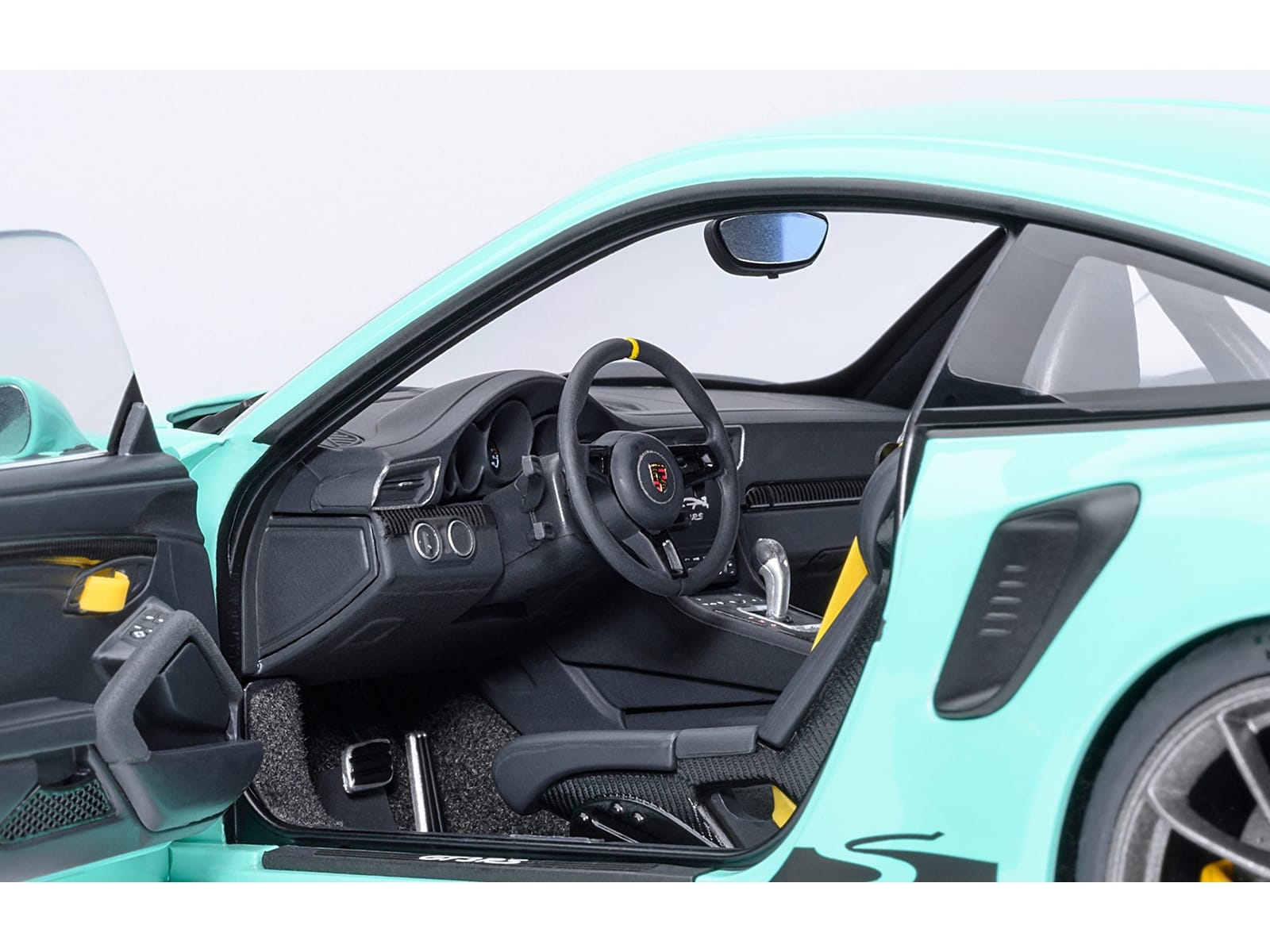 Porsche 911 (991.2) GT3 RS Mint Green 1/18 Model Car by Autoart - Image 4