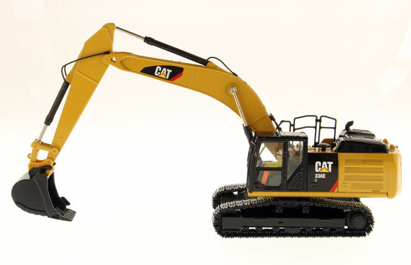 CAT Caterpillar 336E H Hybrid Hydraulic Excavator with Operator "Core Classics" Series 1/50 Diecast Model by Diecast Masters - Image 2