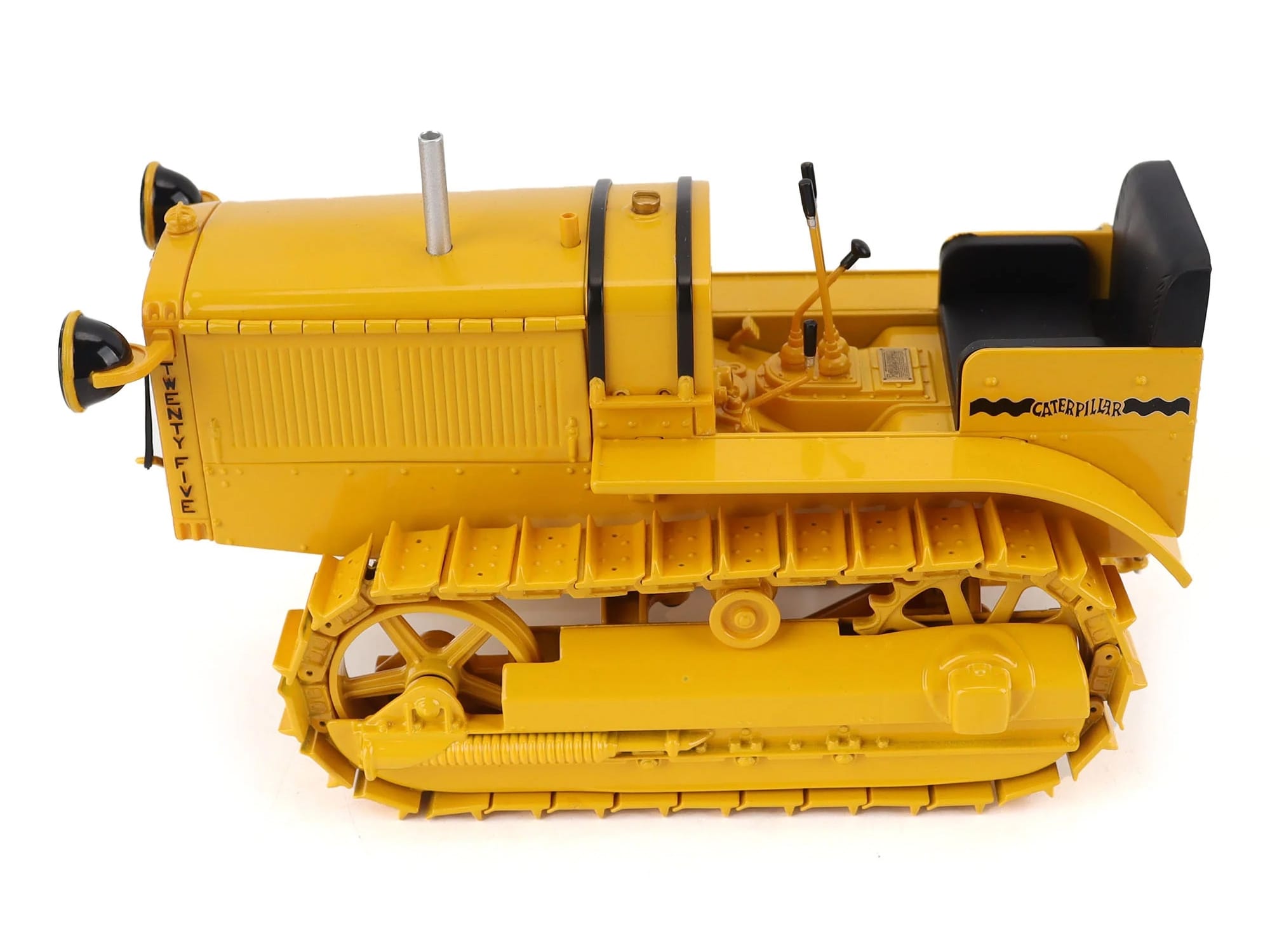 CAT Caterpillar Twenty Five Tractor Yellow "Vintage" Series 1/16 Diecast Model by Diecast Masters - Image 3