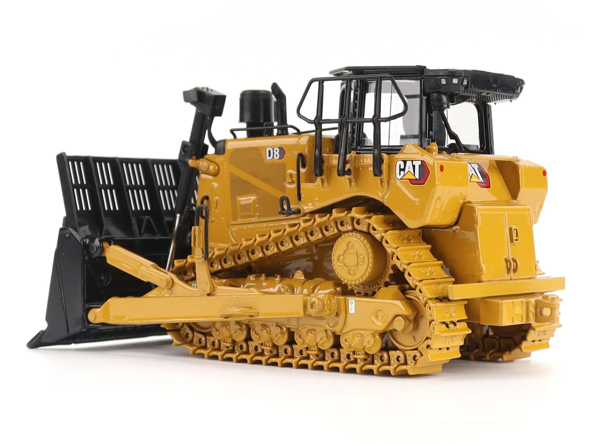 CAT Caterpillar D8 Track-Type Dozer (Waste Handler Configuration) Yellow "High Line" Series 1/50 Diecast Model by Diecast Masters - Image 3