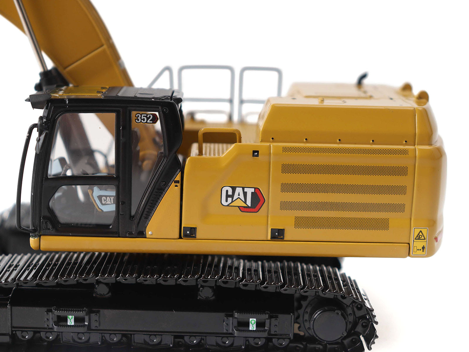 CAT Caterpillar 352 Next Generation Excavator Yellow "High Line" Series 1/50 Diecast Model by Diecast Masters - Image 4