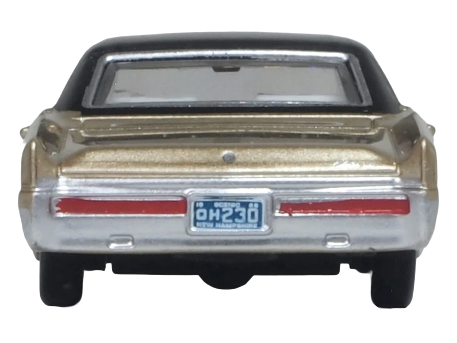 1968 Buick Electra 225 Ivory Gold Metallic with Black Top and White Interior 1/87 (HO) Scale Diecast Model Car by Oxford Diecast - Image 4