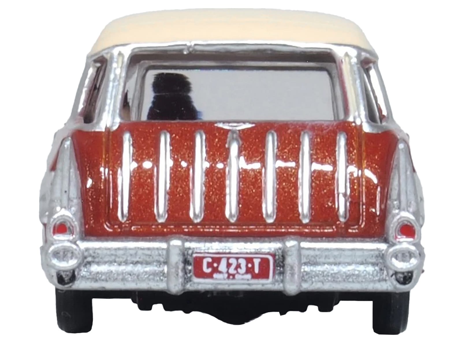 1957 Chevrolet Nomad Adobe Beige with Sierra Gold Top 1/87 (HO) Scale Diecast Model Car by Oxford Diecast - Image 2