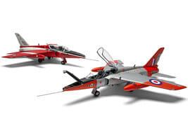Level 2 Model Kit Folland Gnat T.1 Fighter Aircraft with 2 Scheme Options 1/48 Plastic Model Kit by Airfix - Image 3