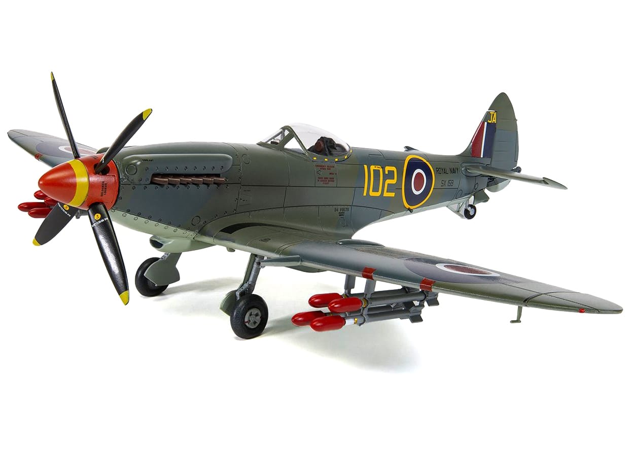 Level 3 Model Kit Supermarine Seafire F.XVII Fighter Aircraft with 3 Scheme Options 1/48 Plastic Model Kit by Airfix - Image 2