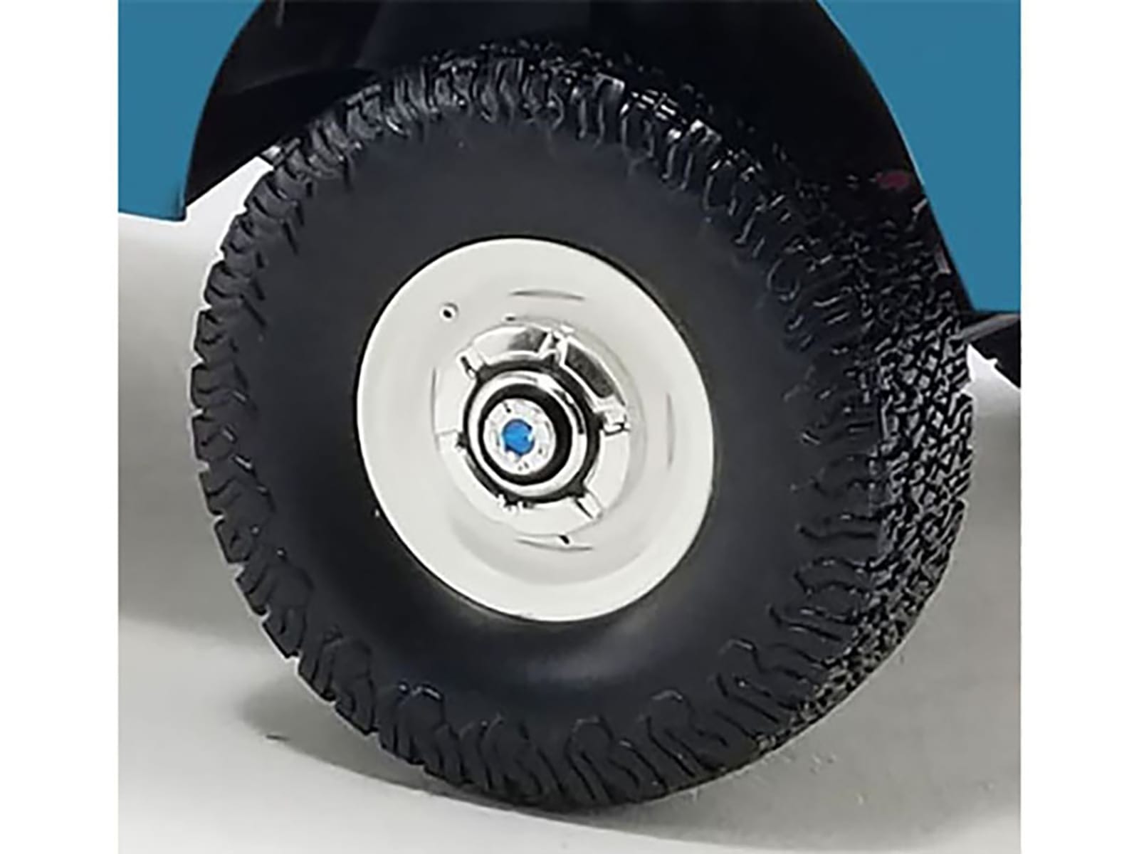"35 Inch Offroad" Wheel and Tire Set of 4 pieces from 1967 Chevrolet K-10 Pickup Truck for 1/18 Scale Models by ACME - Image 2