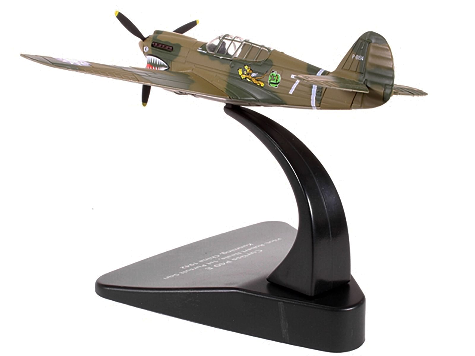 Curtiss P40 E Warhawk Fighter Plane Pilot: Robert Neale 1st Pursuit Squadron Kunming China (1944) “Oxford Aviation” Series 1/72 Diecast Model Airplane by Oxford Diecast