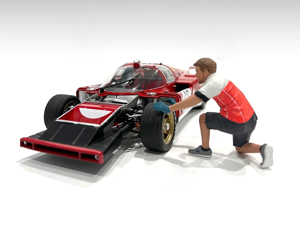 "Race Crew" Figure #1 for 1/24 Scale Models by American Diorama