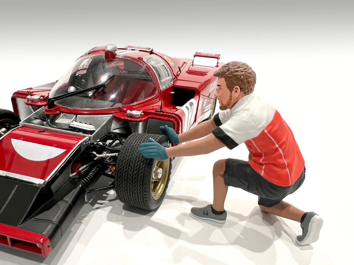 "Race Crew" Figure #1 for 1/24 Scale Models by American Diorama - Image 2
