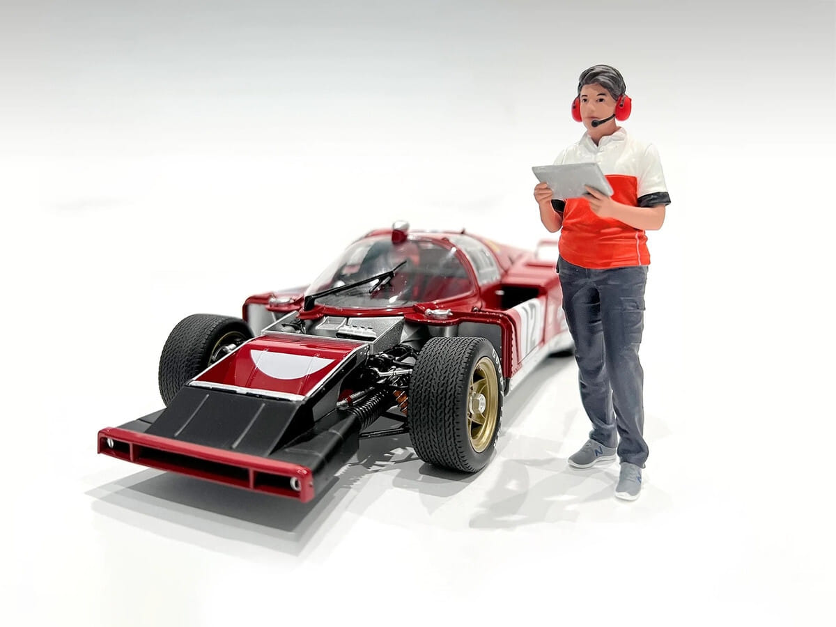 "Race Crew" Figure #3 for 1/24 Scale Models by American Diorama - Image 2