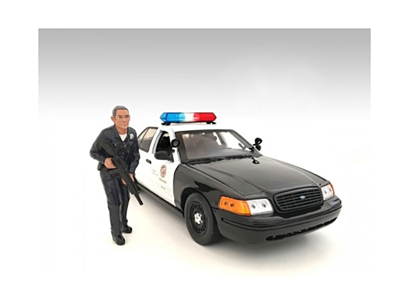 Police Officer II Figure For 1:18 Scale Models by American Diorama - Image 2