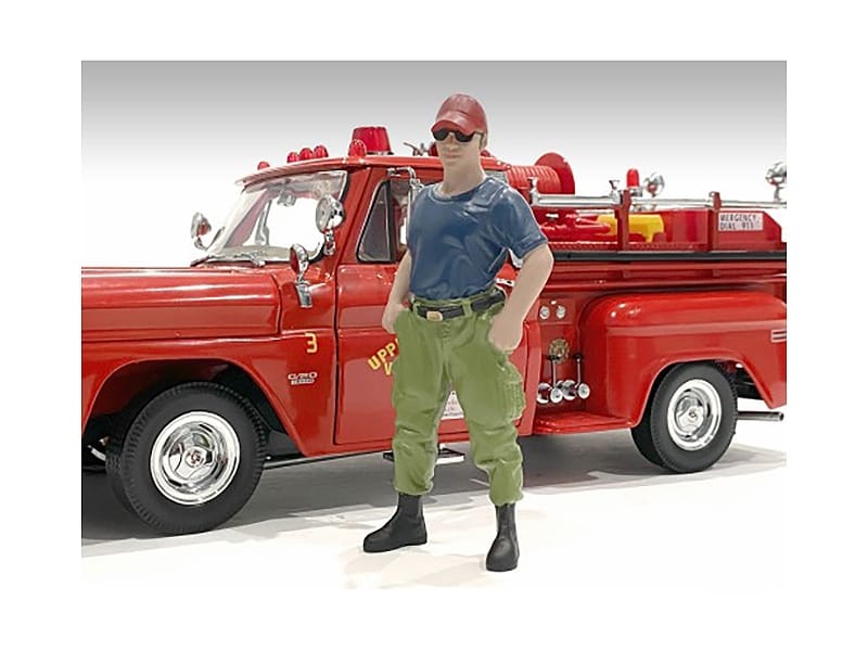 "Firefighters" Off Duty Figure for 1/24 Scale Models by American Diorama - Image 2