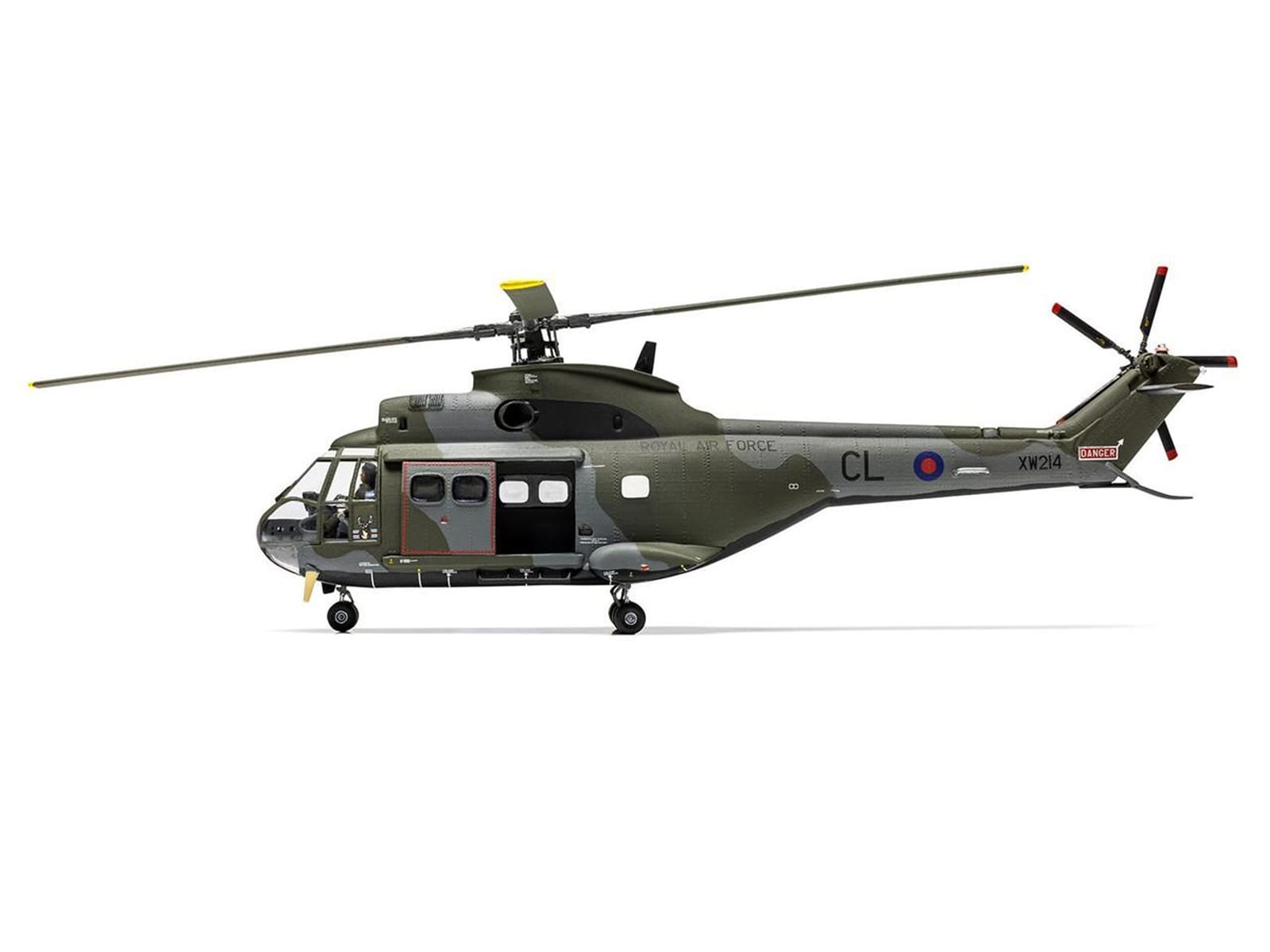 Level 2 Model Kit Westland Puma HC.1 Helicopter with 2 Scheme Options 1/72 Plastic Model Kit by Airfix - Image 4