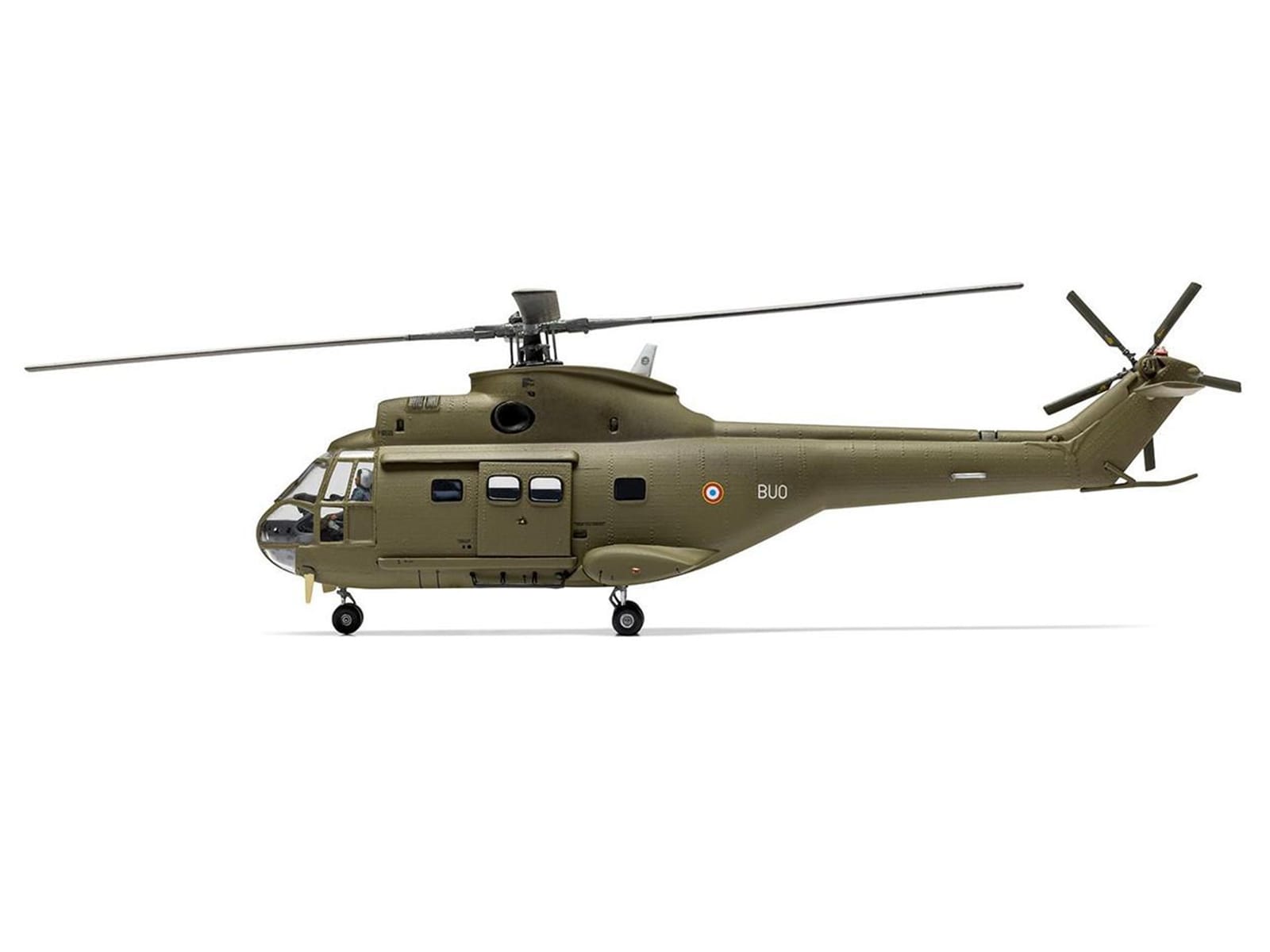 Level 2 Model Kit Westland Puma HC.1 Helicopter with 2 Scheme Options 1/72 Plastic Model Kit by Airfix - Image 5