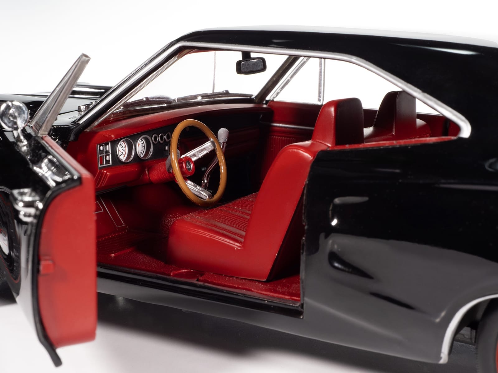 1969 Dodge Coronet Super Bee "Muscle Car & Corvette Nationals" (MCACN) Black with Red Interior "American Muscle" Series 1/18 Diecast Model Car by Auto World - Image 4