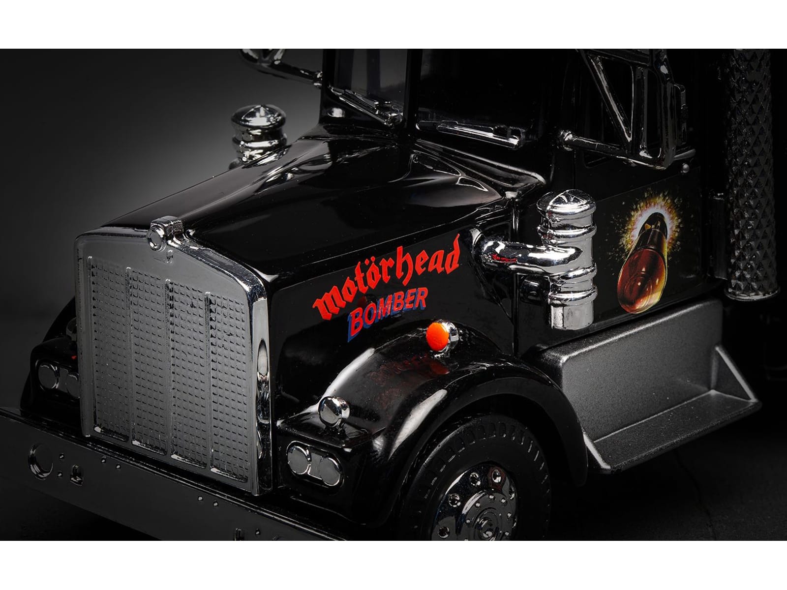 "Motorhead Bomber" Transport Truck Black 1/50 Diecast Model by Corgi - Image 4