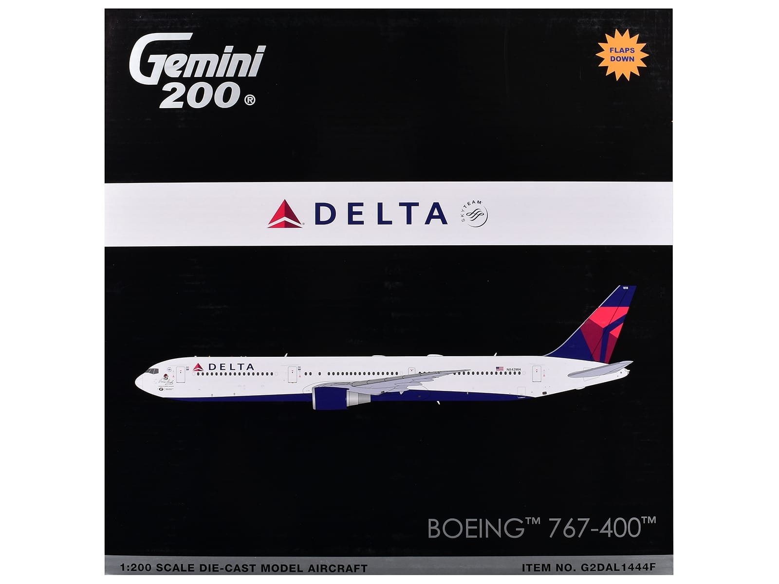 Boeing 767-400ER Commercial Aircraft with Flaps Down "Delta Air Lines" (N482MH) White with Blue and Red Tail "Gemini 200" Series 1/200 Diecast Model Airplane by GeminiJets - Image 3