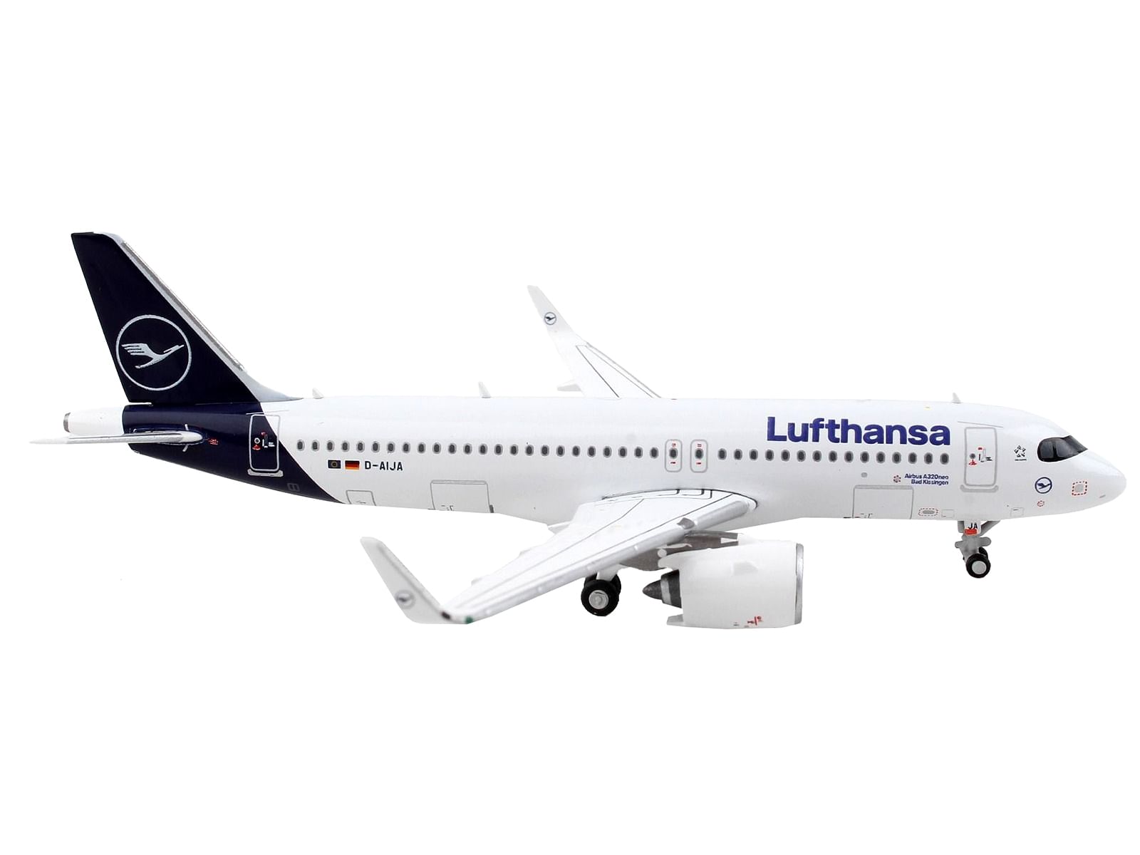 Airbus A320neo Commercial Aircraft “Lufthansa” White with Dark Blue Tail 1/400 Diecast Model Airplane by GeminiJets