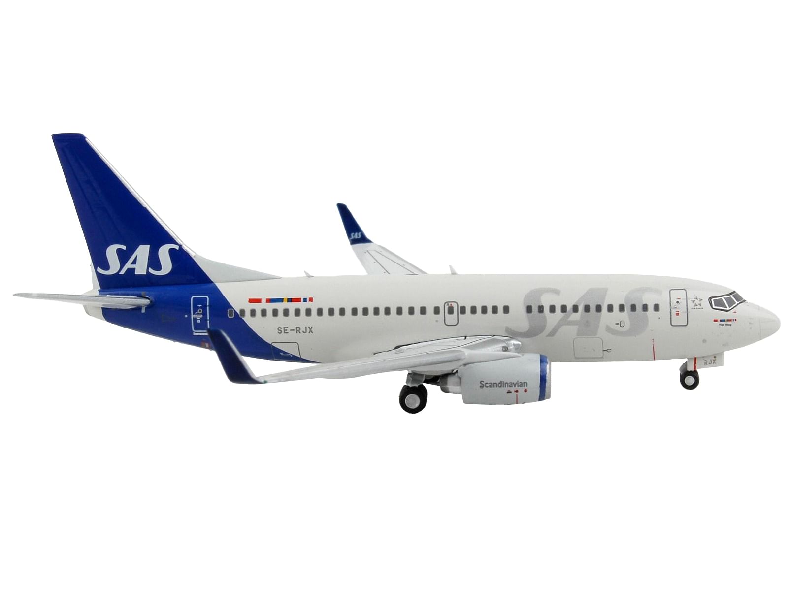 Boeing 737-700 Commercial Aircraft “Scandinavian Airlines” Gray with Blue Tail 1/400 Diecast Model Airplane by GeminiJets