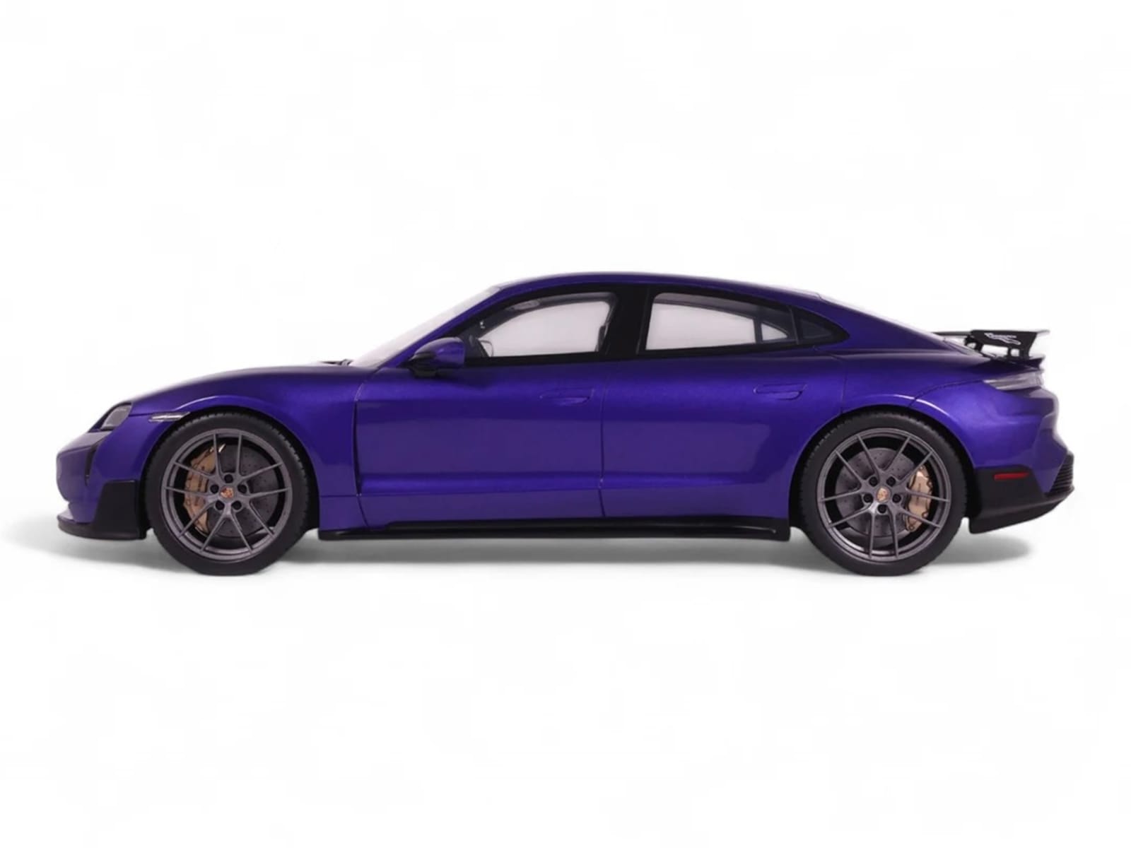 2023 Porsche Taycan Turbo GT Purple Sky Metallic 1/18 Model Car by GT Spirit - Image 4