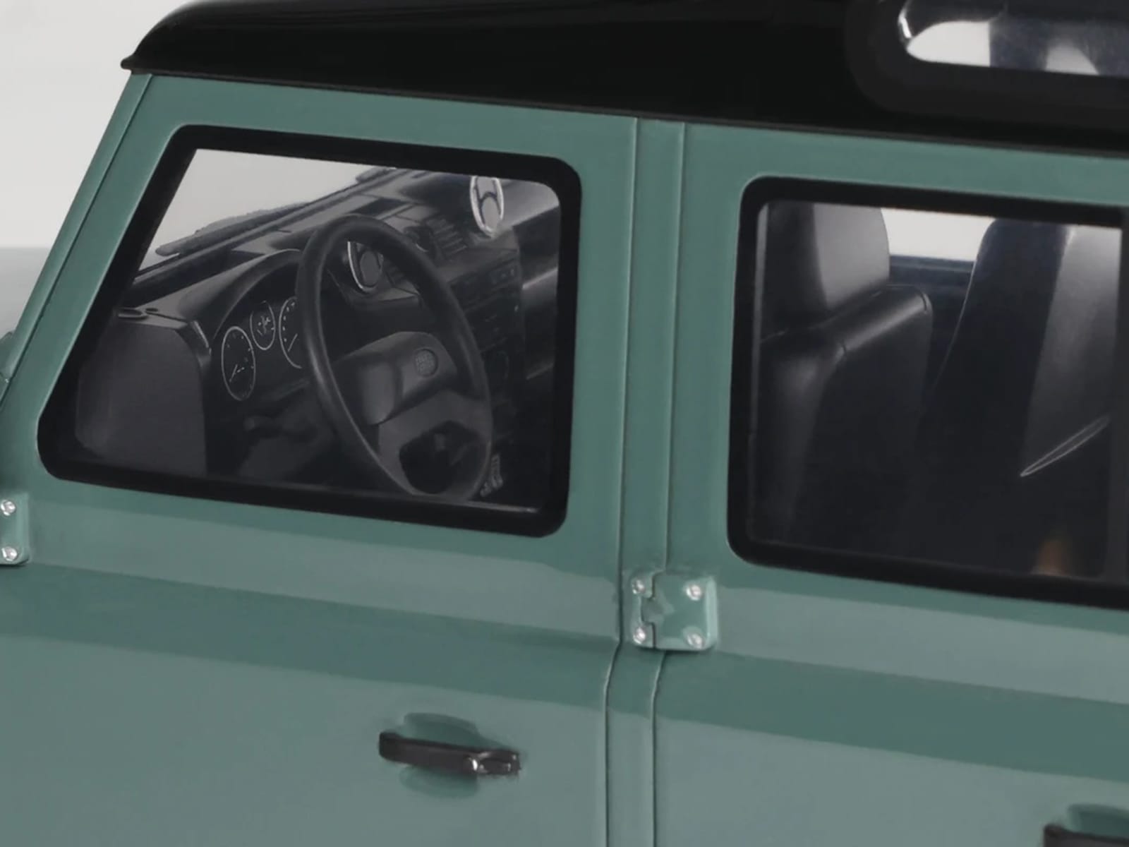 2016 Land Rover Defender 3 Station Wagon Green with Black Top 1/18 Model Car by GT Spirit - Image 2